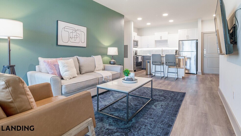 Building Photo - 2995 Railside Lp