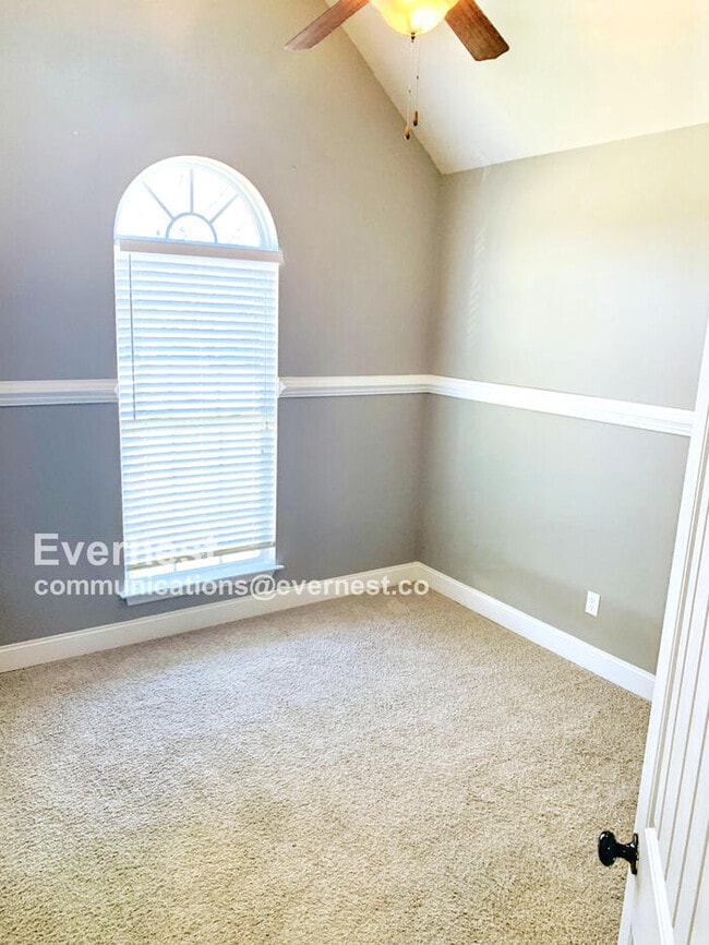Building Photo - 1795 Andover Pl