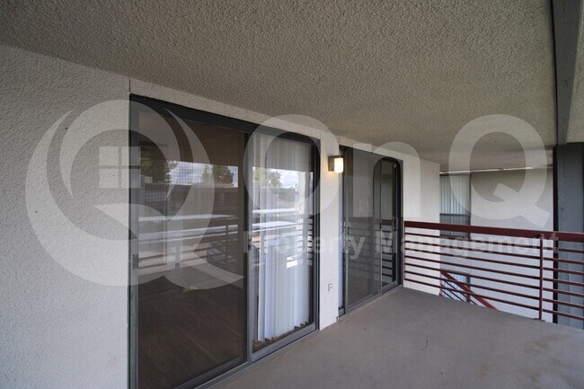 Building Photo - 3435 W Danbury Dr
