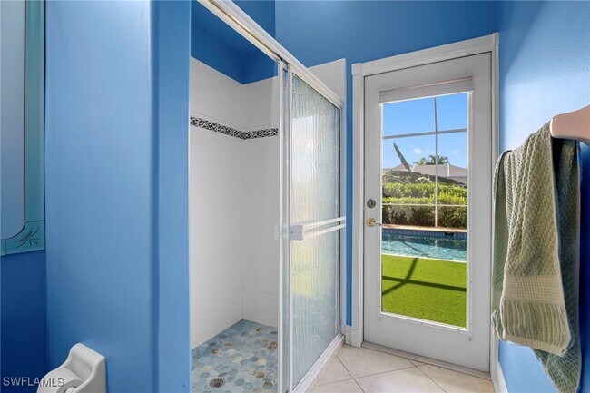 Building Photo - 5024 SW 8th Pl