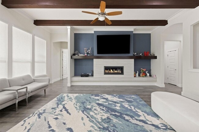 Building Photo - 16404 Horse Trap Ln