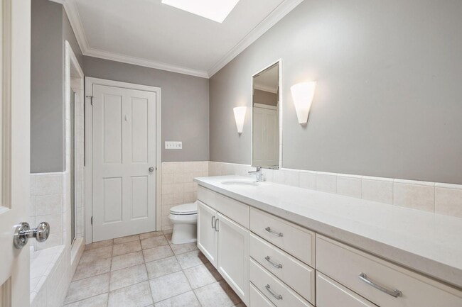 Building Photo - Charming 3-Bedroom Home with Office in desirable Old Palo Alto neighborhood Avail Feb 7th