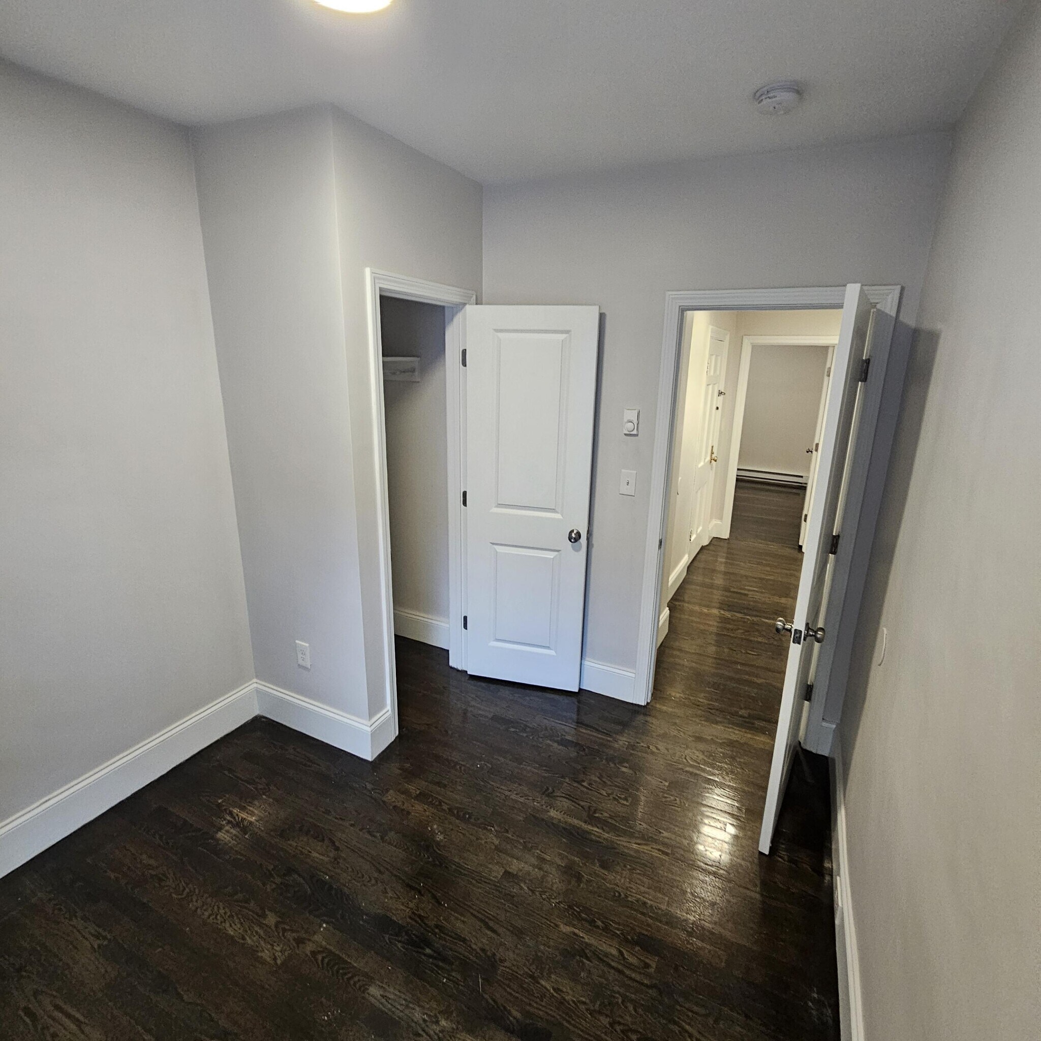 Building Photo - 10 Clearway St