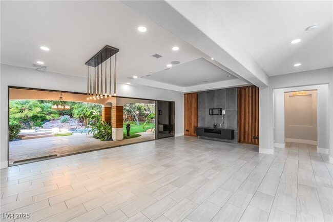 Building Photo - 72 Panorama Crest Ave