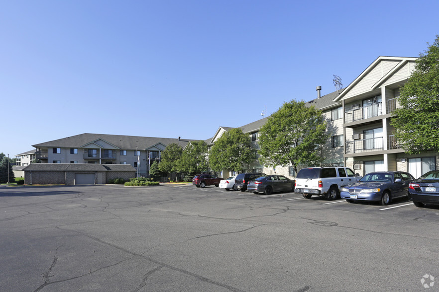 Primary Photo - Tralee Terrace Apartments