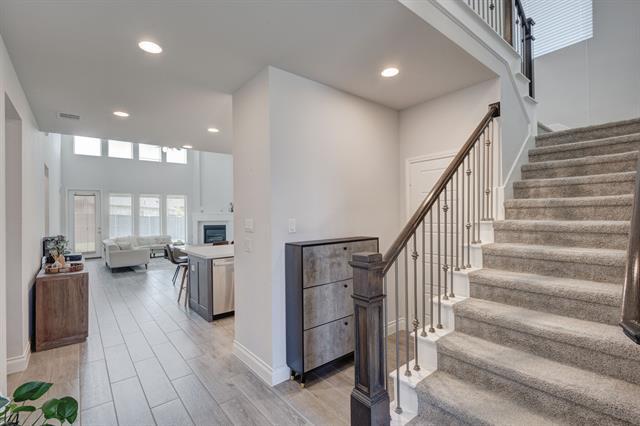 Building Photo - 830 Knoxbridge Rd