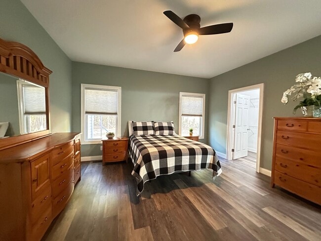 Building Photo - Lovely Custom Built Home with 2 Car Garage...