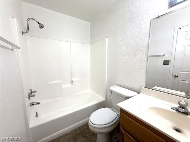 Building Photo - 2220 La Sombra St