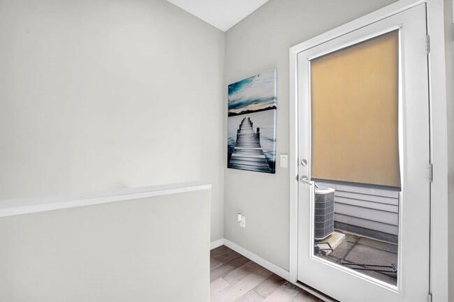 Building Photo - Beautiful Furnished 1 bedroom unit in Fair...