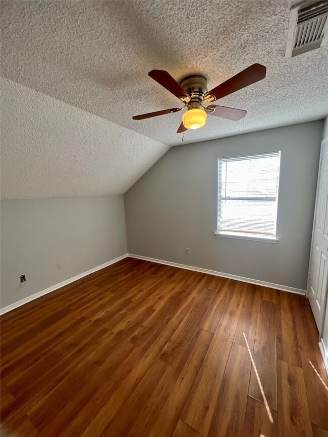 Building Photo - 7740 Ellis Dr