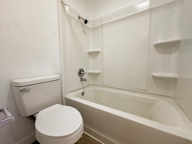 Building Photo - 4501 Witham Ln