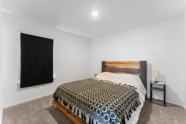 Building Photo - 24227 Oriole Summit Dr