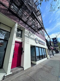 Building Photo - 240 W 31st St