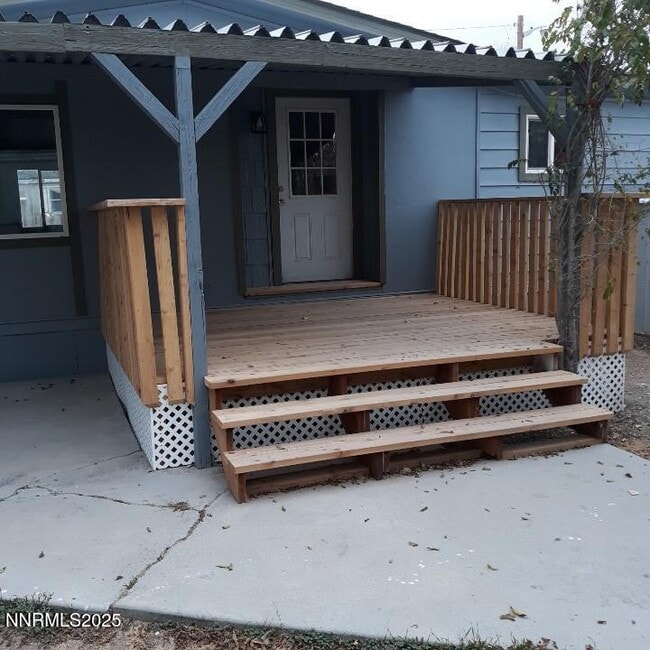 Primary Photo - 630 Irish American Rd