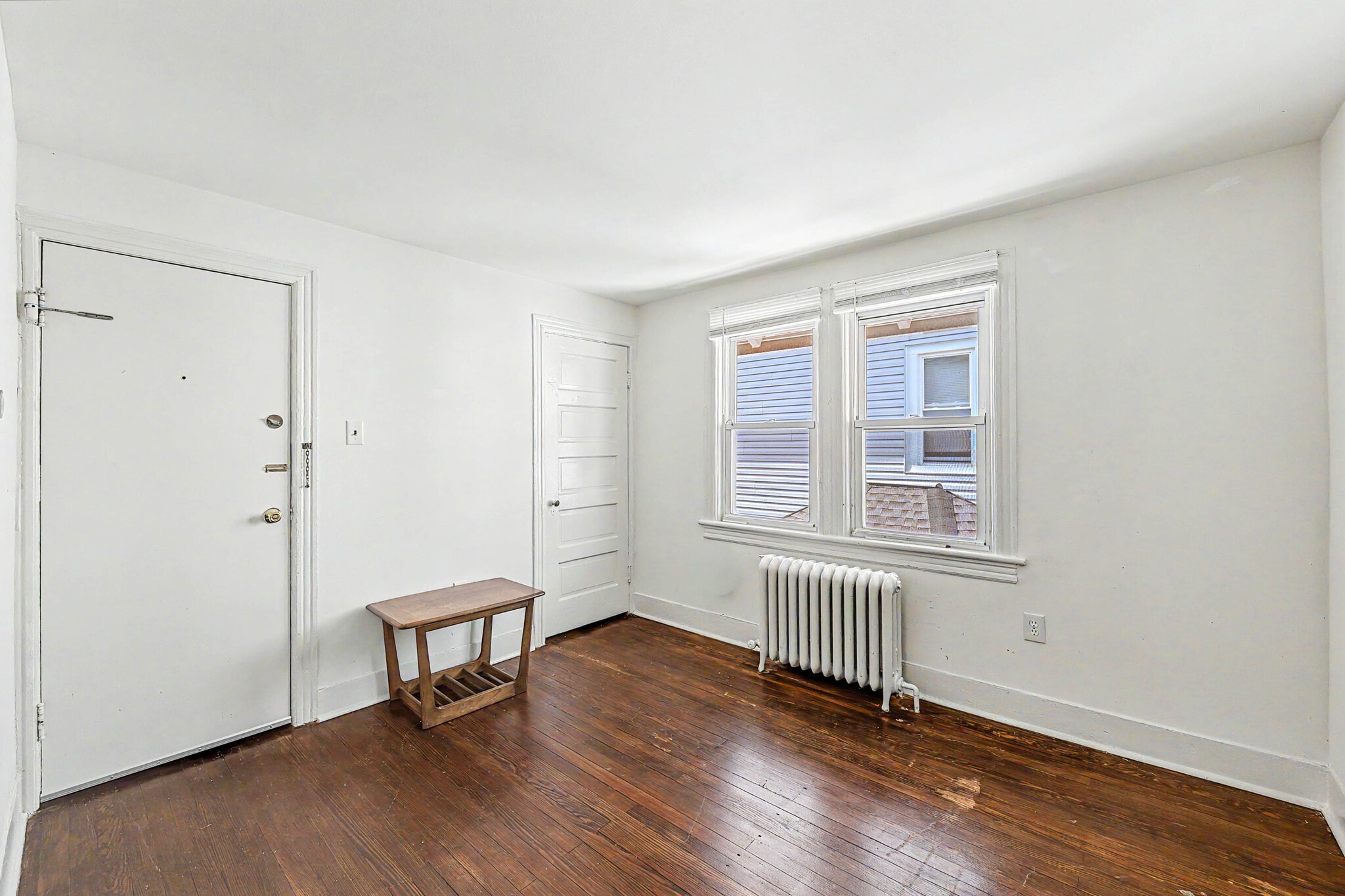 Building Photo - 25 S Kingston Ave