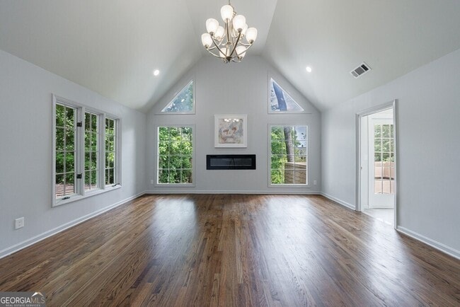 Building Photo - 459 Atlanta Country Club Dr