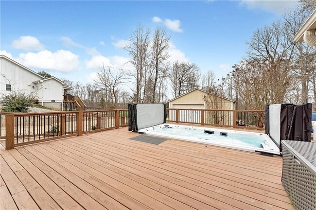 Building Photo - 5235 Lanier Ln