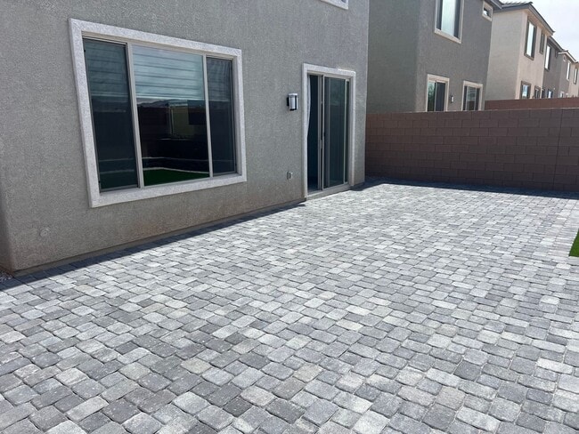 Building Photo - ** Coming Soon ** Beautiful New 4-Bedroom Home for Rent in Highlands Ranch – Modern 2024 Build wi...