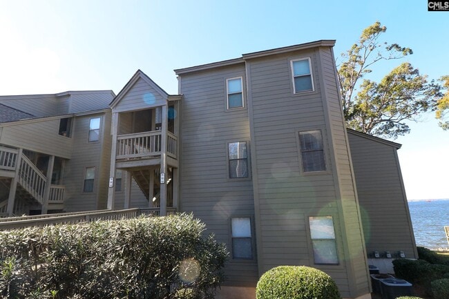 Building Photo - 1441 Old Chapin Rd