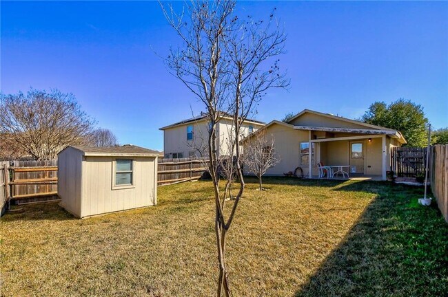 Building Photo - 12808 Chime Dr