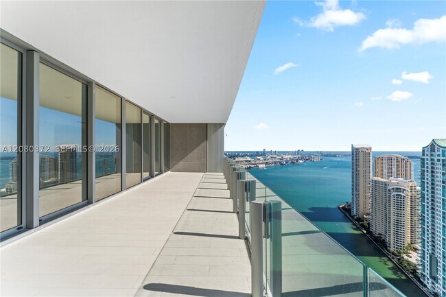 Building Photo - 300 Biscayne Blvd