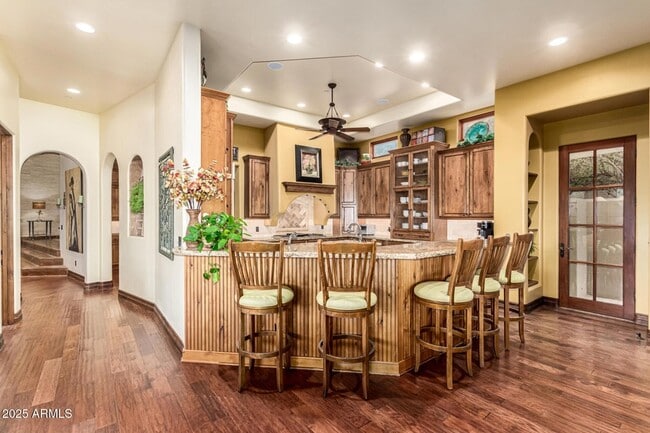 Building Photo - 1930 E Desert Willow Dr