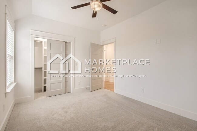 Building Photo - 518 Yokley Rd