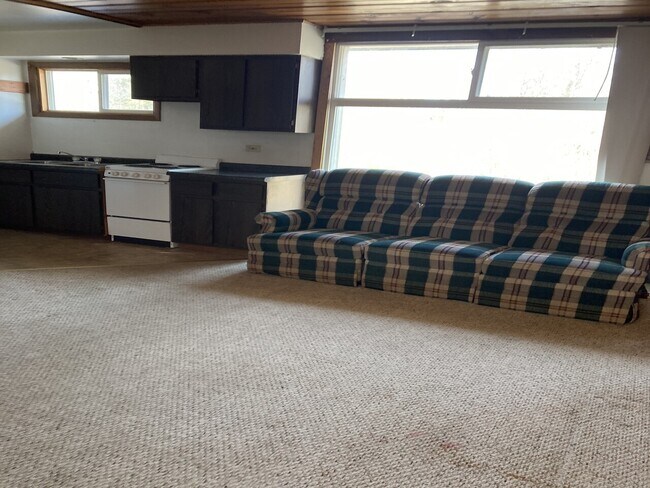 Building Photo - Overland Apt