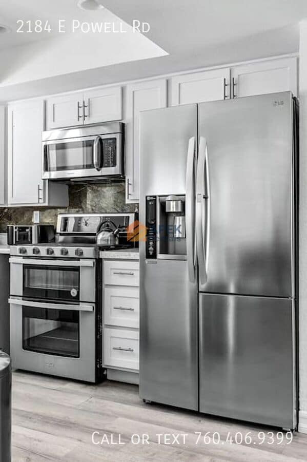 Building Photo - 2184 E Powell Rd