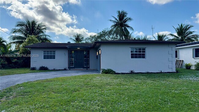 Building Photo - 6504 Arbor Dr