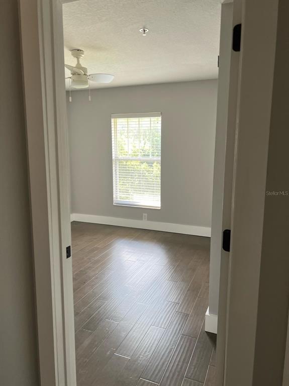 Building Photo - 9724 Tivoli Villa Dr