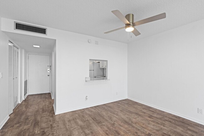 Building Photo - 480 Executive Center Dr