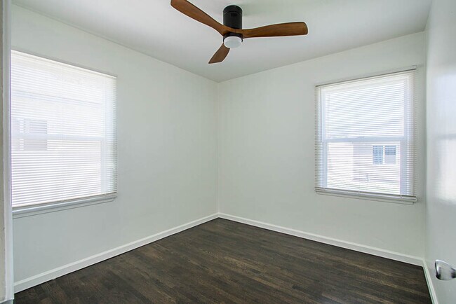 Building Photo - 2835 Pacific Ave