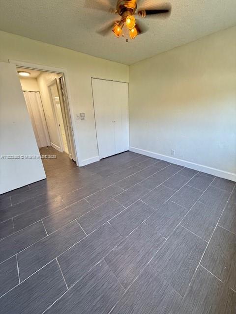 Building Photo - 9423 Oakburst Ln