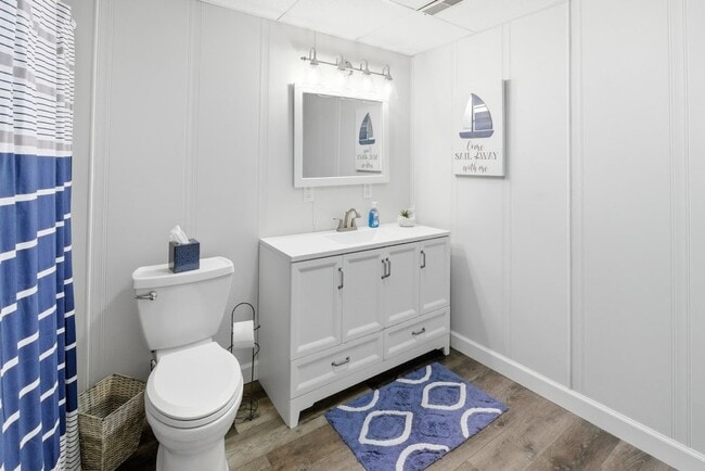 Building Photo - Furnished Home on KY Lake