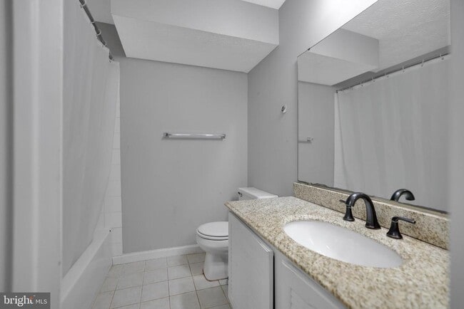 Building Photo - 1645 10th St S