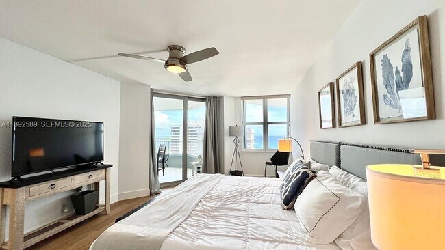 Building Photo - 5200 N Ocean Dr