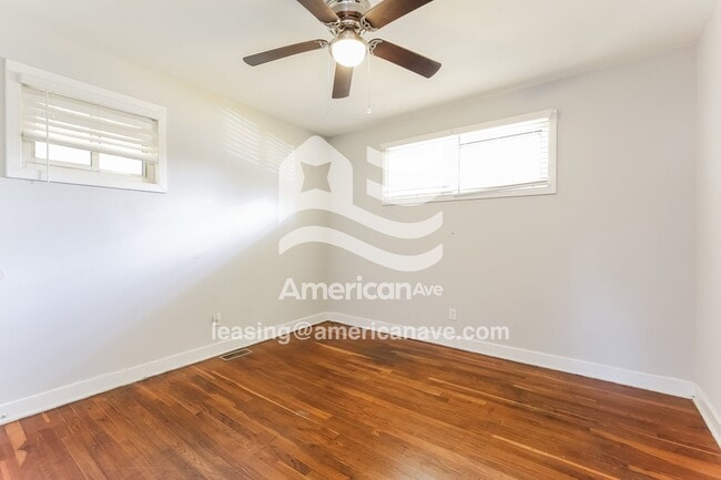 Building Photo - 606 Fleetwood Cir