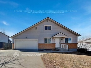 Building Photo - 2821 S Argonne St