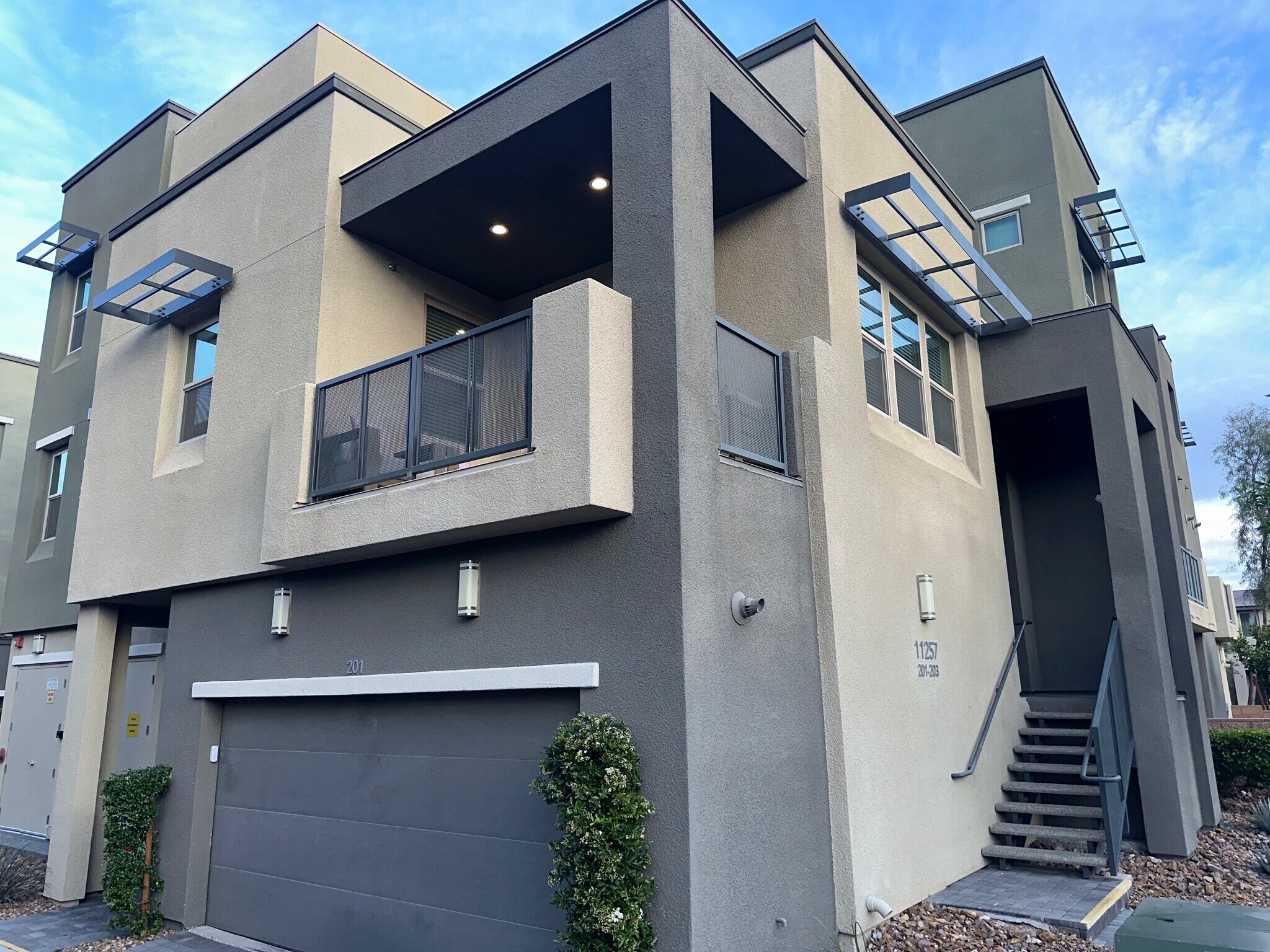 Building Photo - 11257 Rainbow Peak Ave