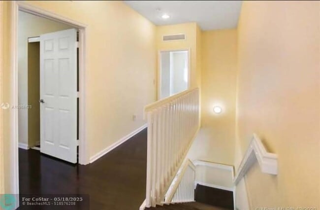 Building Photo - 3069 NW 30th Pl