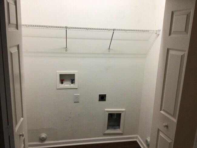 Building Photo - 5117 Oakhurst Park Ct