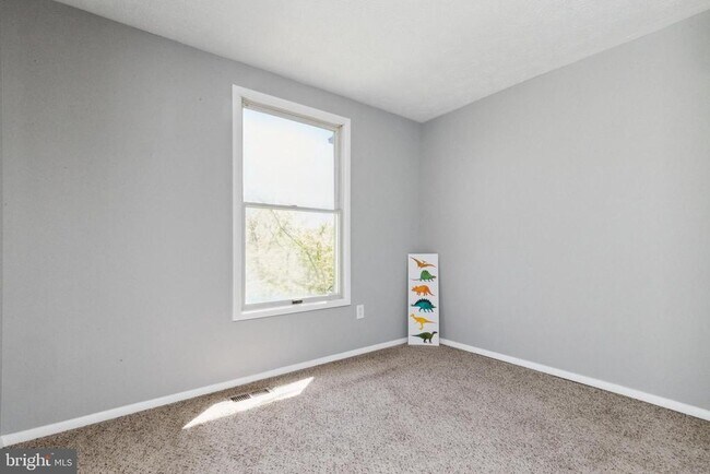 Building Photo - 5932 Spruce Run Ct