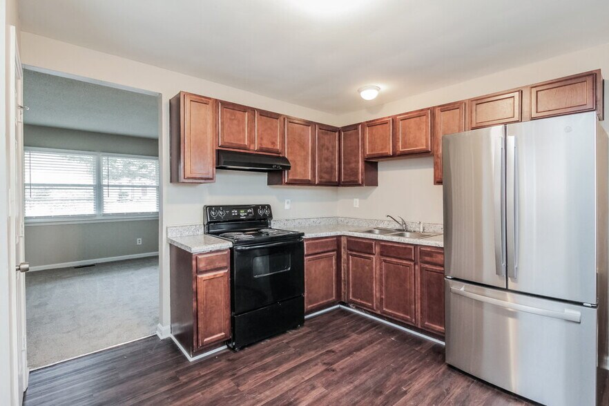 Building Photo - 601 Kentbrook Dr