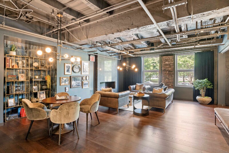 Building Photo - 160 N Ashland Ave