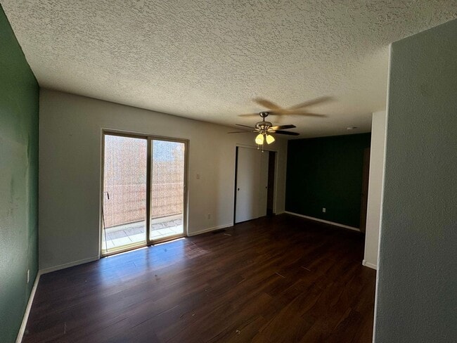 Building Photo - 10408 Toscana St NW