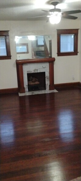 Building Photo - 2914 Bales Ave