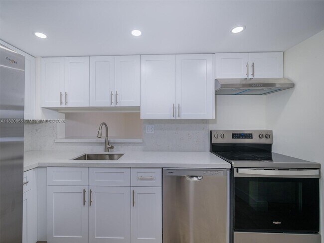 Building Photo - 8625 NW 8th St