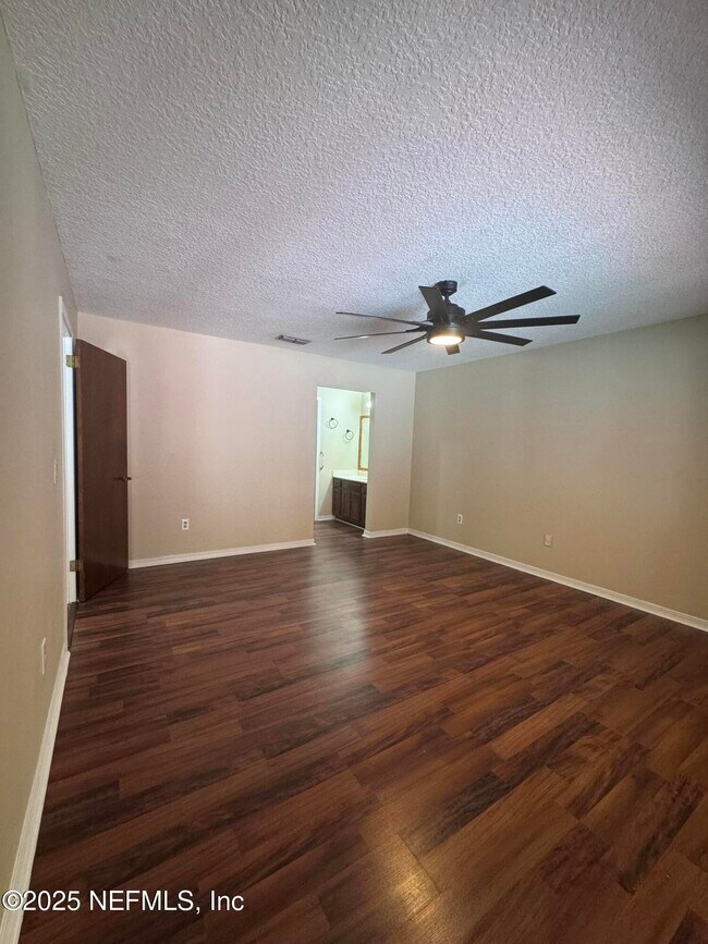 Building Photo - 8179 Crosswind Rd