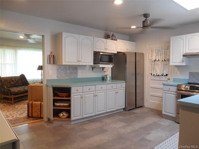 Building Photo - 29 Maryland Blvd